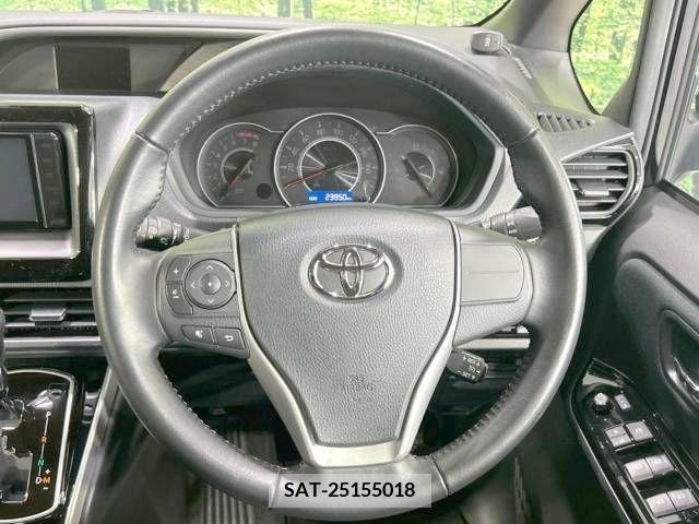 Toyota VOXY 2018-11 394966-12