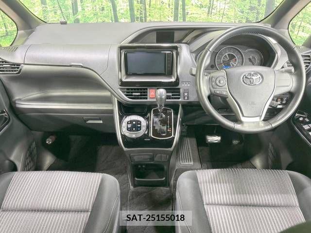 Toyota VOXY 2018-11 394966-1