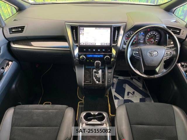 Toyota VELLFIRE 2017-12 369735-1