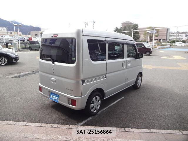 Suzuki EVERY 2016-05 237431-1
