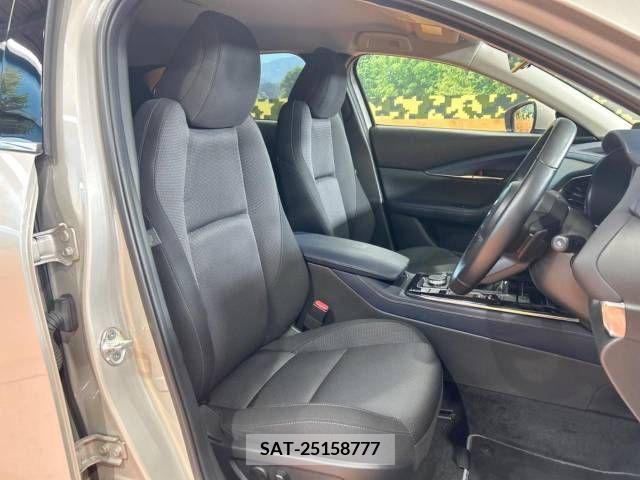 Mazda CX-30 2022-02 383644-8
