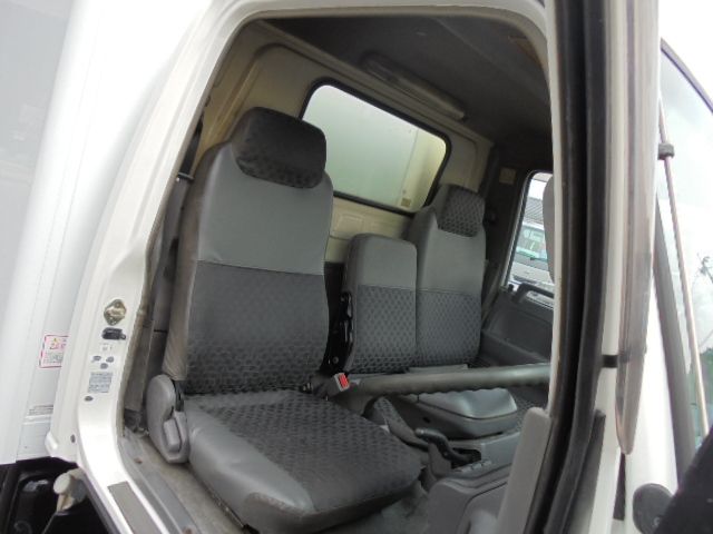 Isuzu ELF TRUCK 2005-06 2816-13