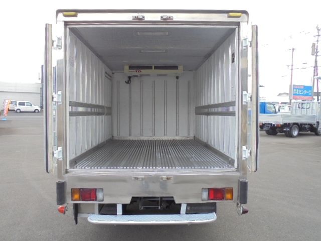 Isuzu ELF TRUCK 2005-06 2816-24