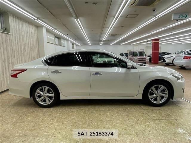 Nissan TEANA 2017-03 211590-3