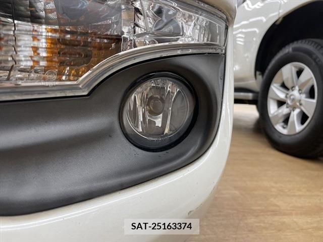 Nissan TEANA 2017-03 211590-10