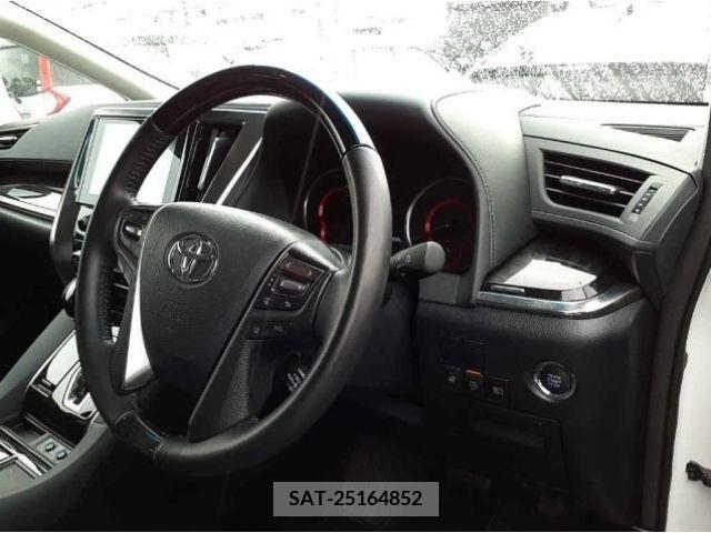 Toyota ALPHARD 2021-03 337649-1