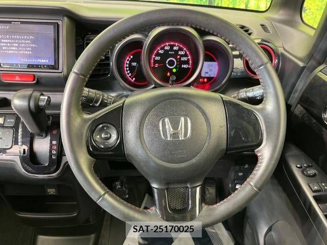 Honda N BOX CUSTOM 2014-03 306557-11