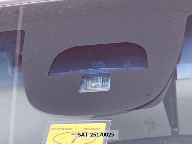 Honda N BOX CUSTOM 2014-03 306557-4