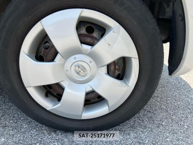 Toyota SIENTA 2010-06 394068-6