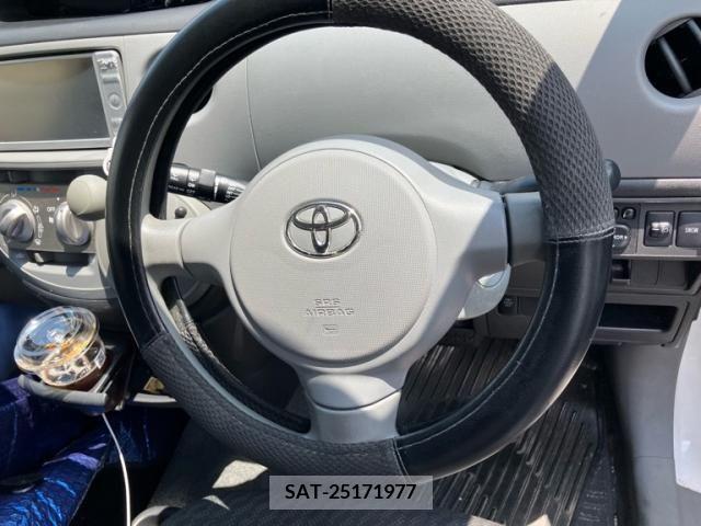 Toyota SIENTA 2010-06 394068-12