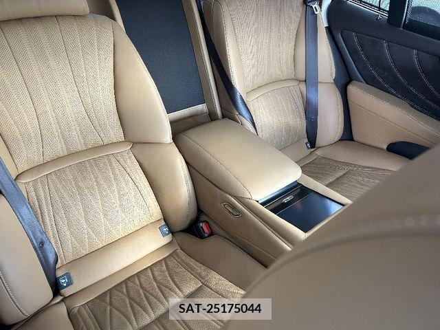 Lexus LS 2018-01 205642-6