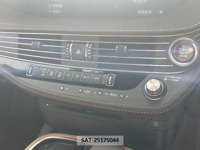Lexus LS 2018-01 205642-15