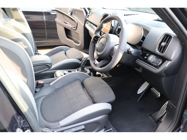 Bmw MINI 2022-10 6934-22