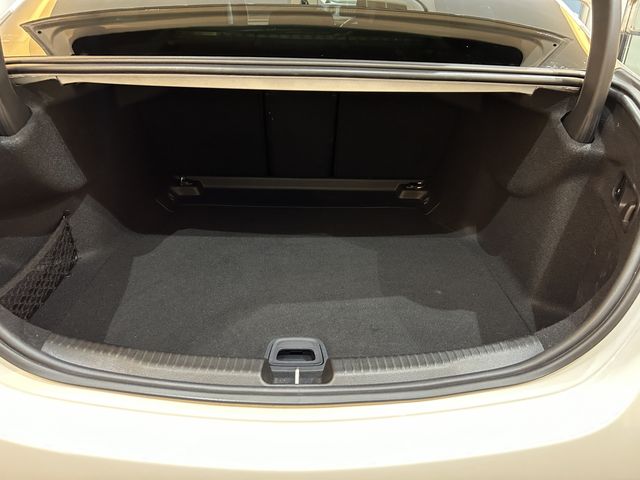 Mercedes Benz C-CLASS 2022-08 22175-18