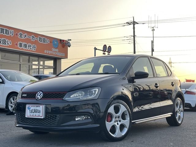 VolksWagen POLO 2012-09 8673-0