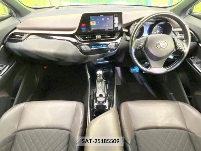 Toyota C-HR 2017-06 350108-1