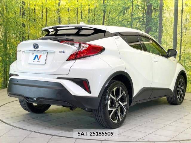 Toyota C-HR 2017-06 350108-17