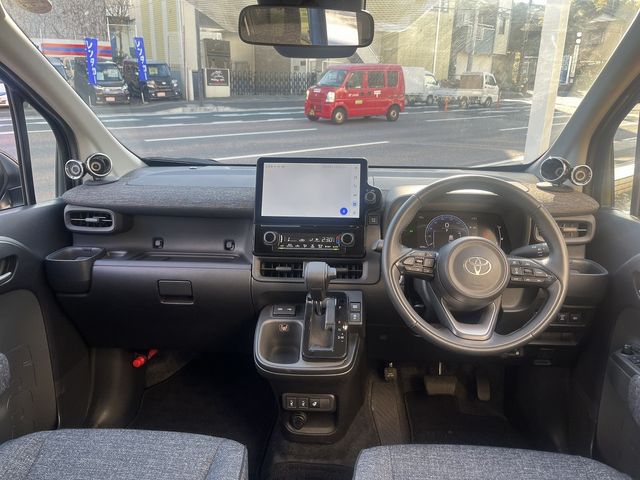 Toyota SIENTA 2022-09 186175-15