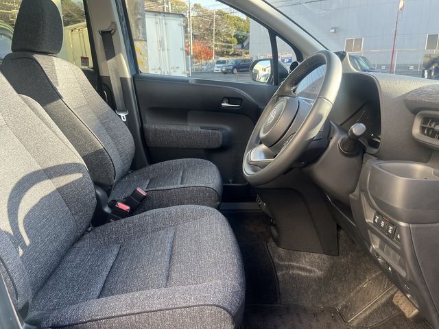 Toyota SIENTA 2022-09 186175-2