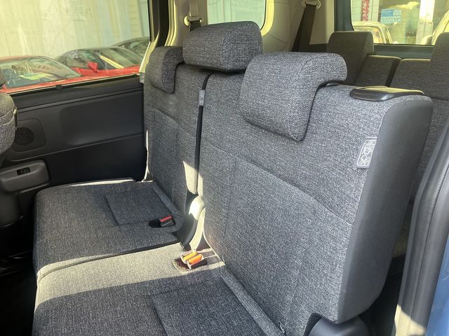 Toyota SIENTA 2022-09 186175-12