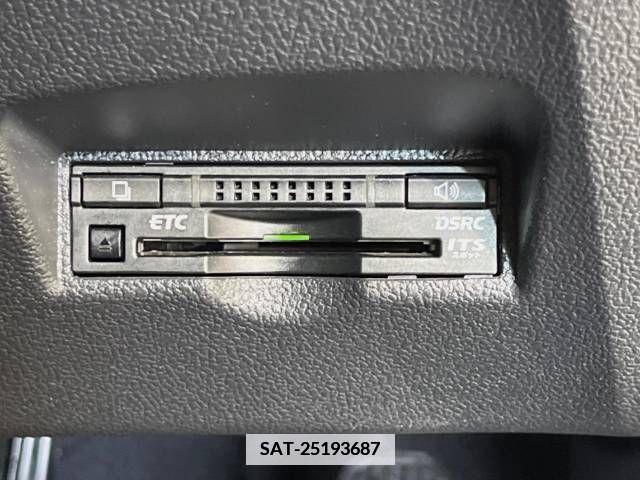 Toyota PRIUS 2015-12 345335-6