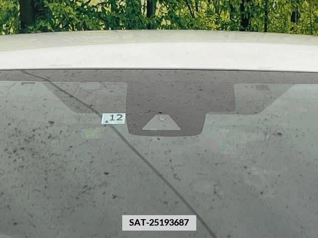Toyota PRIUS 2015-12 345335-2