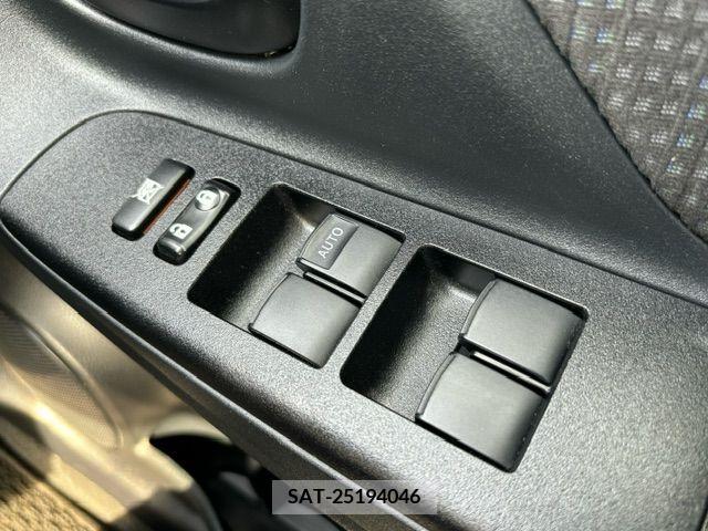 Toyota VITZ 2017-11 254329-15