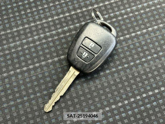 Toyota VITZ 2017-11 254329-10