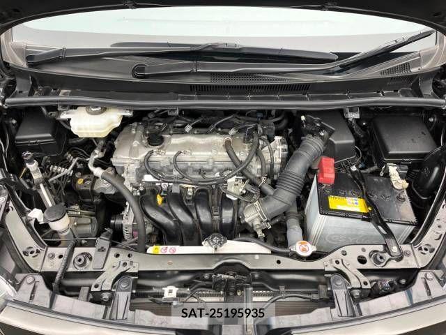 Toyota VOXY 2021-08 370494-18