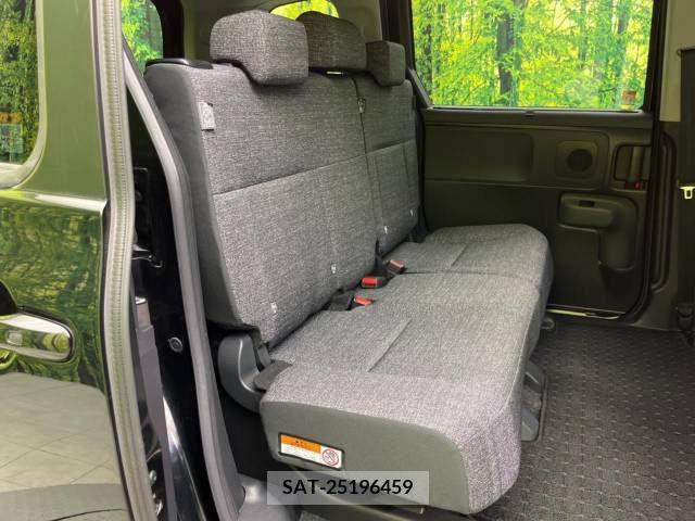 Toyota SIENTA 2022-10 337079-9