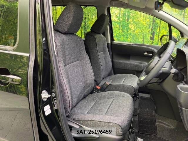 Toyota SIENTA 2022-10 337079-8