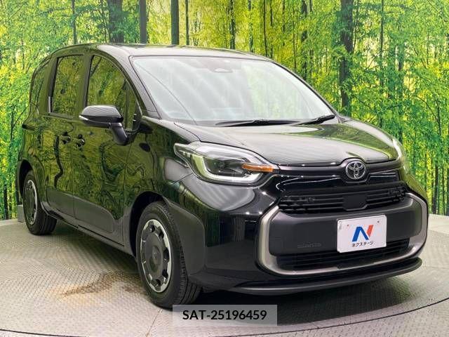 Toyota SIENTA 2022-10 337079-16