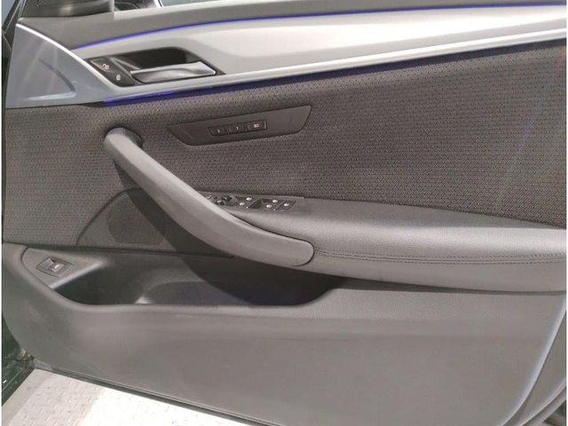 Bmw 5 SERIES 2017-11 196027-27