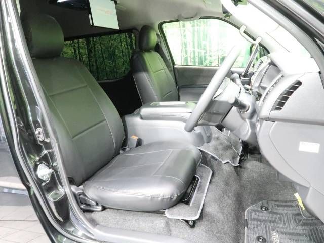 Toyota HIACE WAGON 2023-03 11106-7