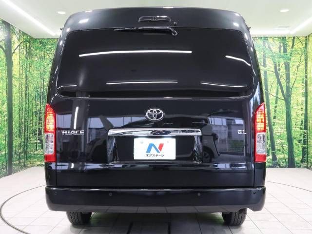 Toyota HIACE WAGON 2023-03 11106-16