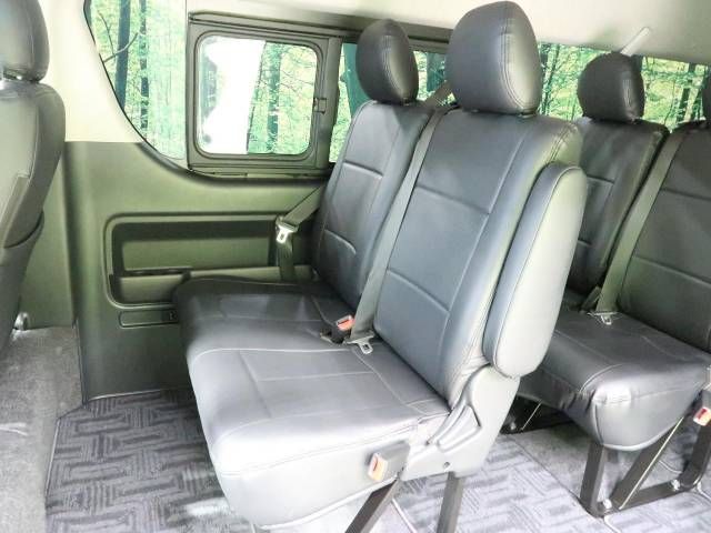 Toyota HIACE WAGON 2023-03 11106-8