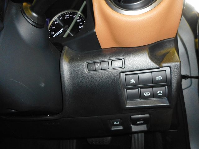 Lexus IS 2021-12 23491-19