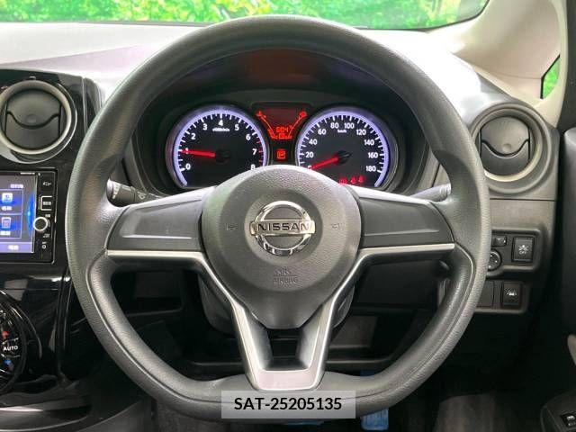 Nissan NOTE 2017-02 365425-11