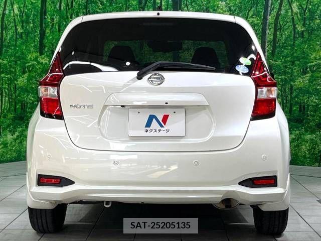 Nissan NOTE 2017-02 365425-15