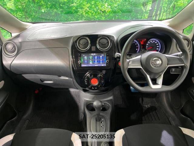Nissan NOTE 2017-02 365425-1