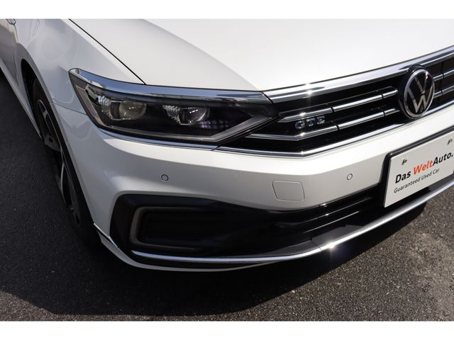 VolksWagen PASSAT 2022-04 7457-4