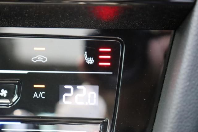 VolksWagen PASSAT 2022-04 7457-19