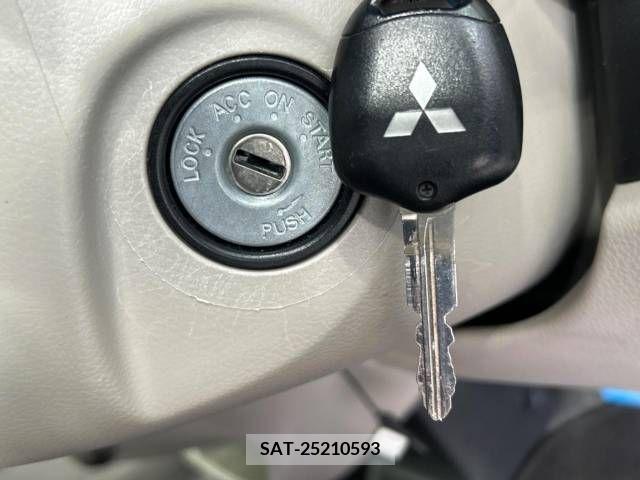 Mitsubishi EK WAGON 2019-06 300796-8