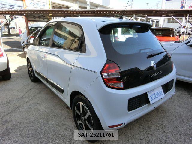 Renault TWINGO 2017-02 245876-7