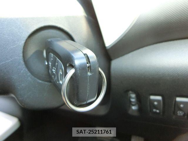 Renault TWINGO 2017-02 245876-19