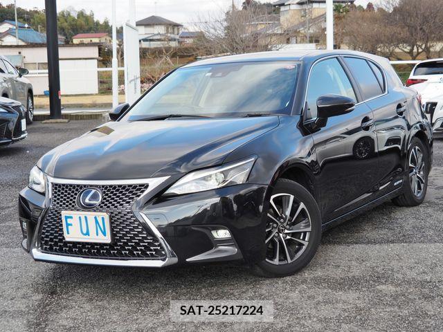 Lexus CT 2018-03 215688-0