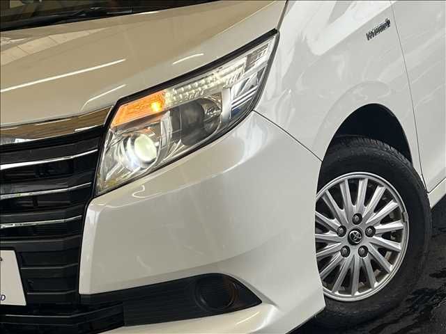 Toyota NOAH HYBRID 2014-05 12603-18
