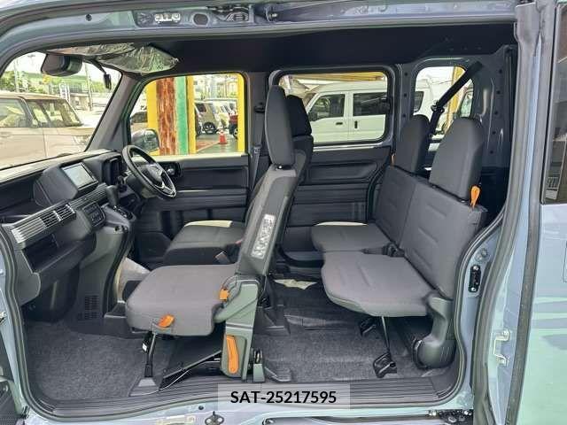 Honda N-VAN 2023-01 376840-4