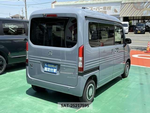 Honda N-VAN 2023-01 376840-11