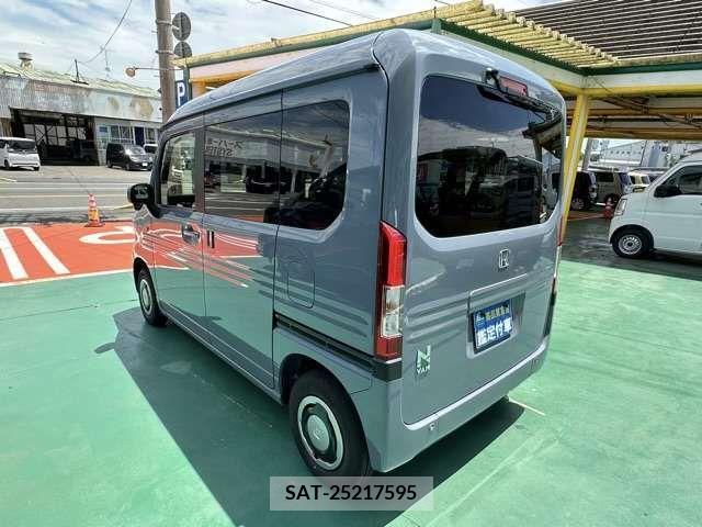 Honda N-VAN 2023-01 376840-1